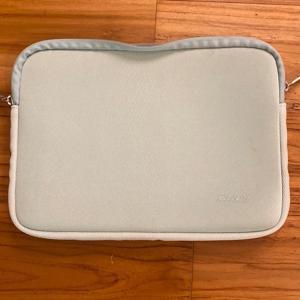 ❤️9”x11” Laptop / iPad Case